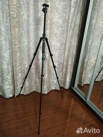 Штатив Benro IT15 с чехлом