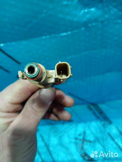 Форсунка топливная Toyota Land Cruiser 200 URJ202