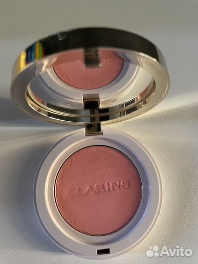 Clarins румяна 01