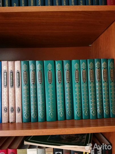 Продам книги