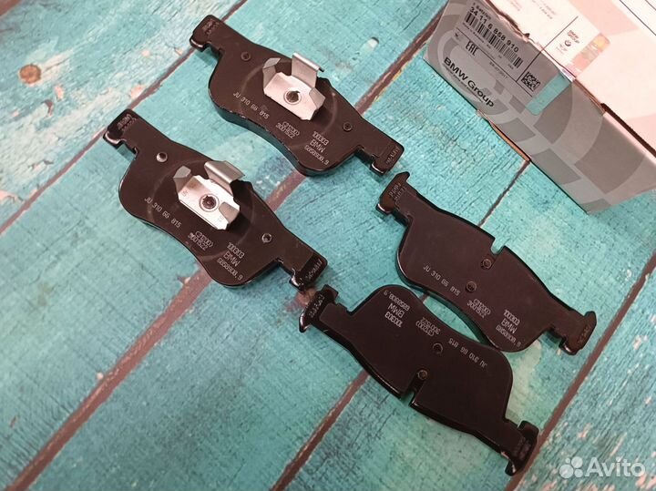 Тормозные колодки передние бмв 1 серия новые