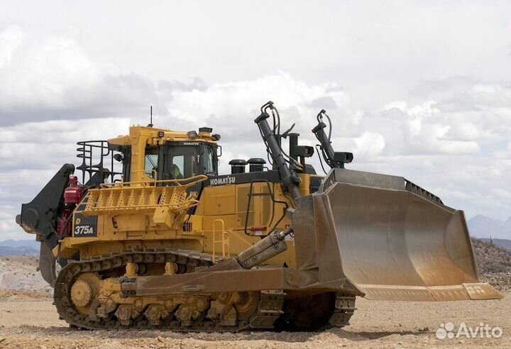 В разборе бульдозеры Коматсу Komatsu