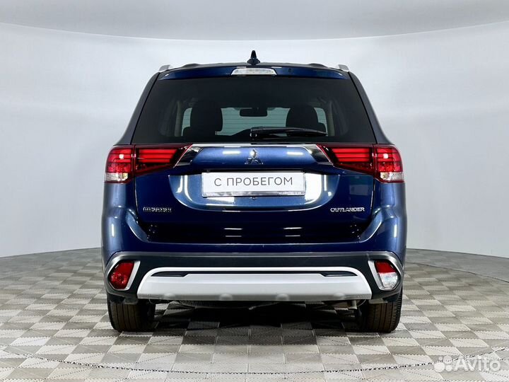 Mitsubishi Outlander 2.0 CVT, 2019, 142 971 км