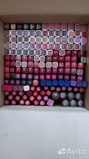 Maybelline New York Color sensational помада