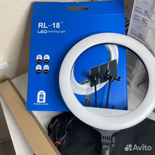 Кольцевая лампа со штативом