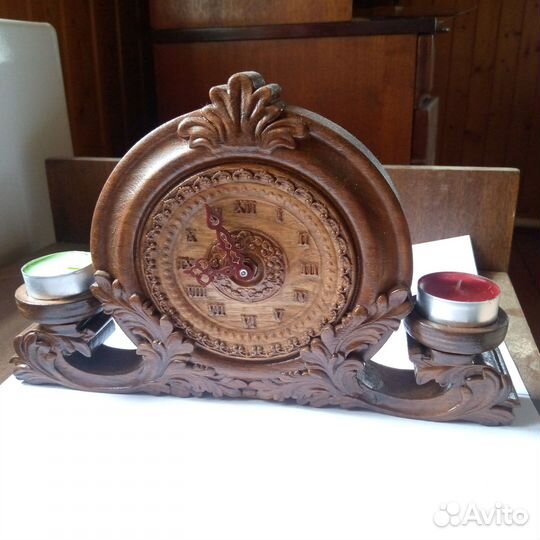 Часы резные