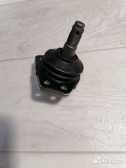 Шаровая опора верхняя Toyota