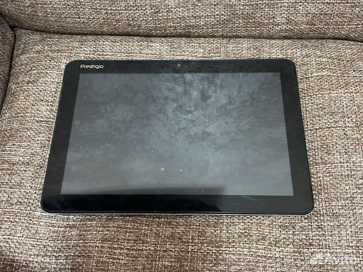 Продам 3 планшета