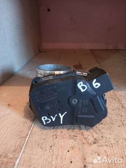 Дроссельная заслонка Пассат Б6 BVY 06F133062B