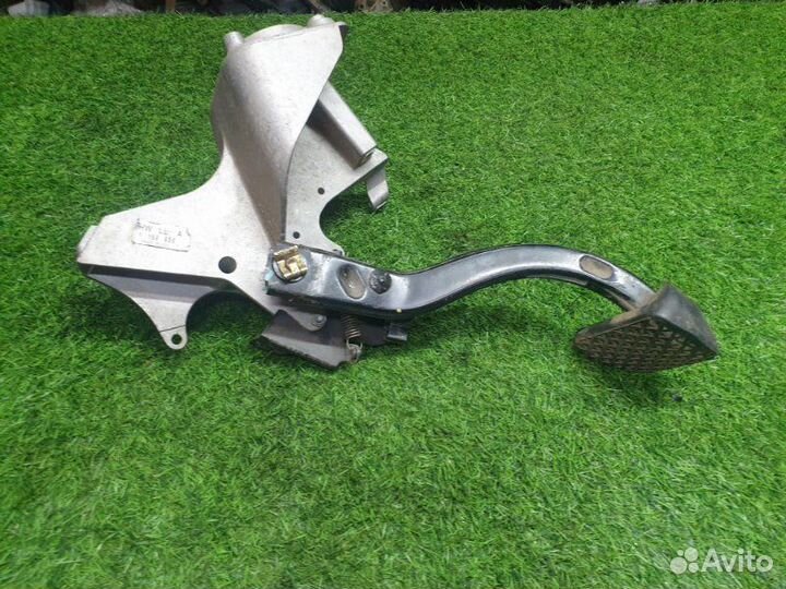 Педаль тормоза Bmw X5 E53 N62B44 1999-2006