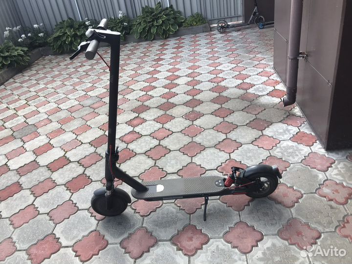 Самокат Xiaomi Mijia M365