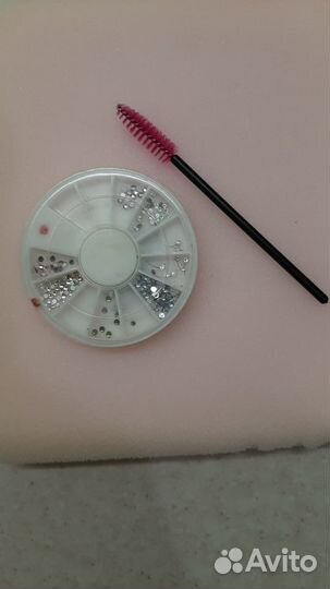 Стразы для декора ресниц, ногтей и т.д