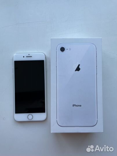 iPhone 8, 64 ГБ