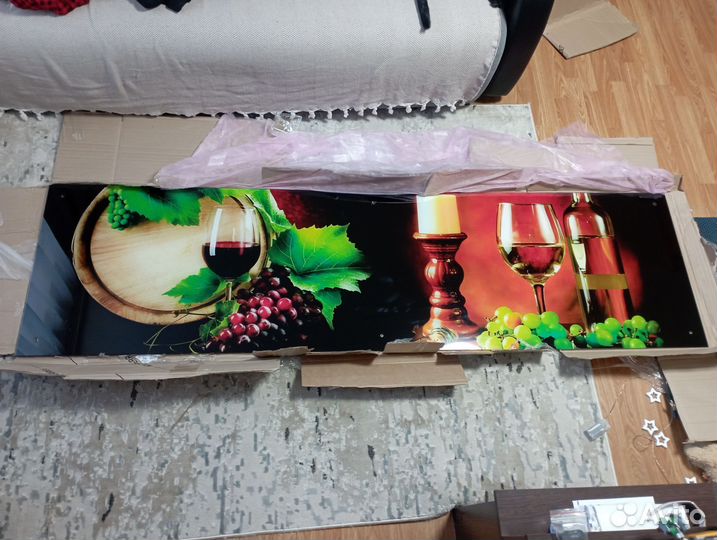 Фартук стеклянный на кухню