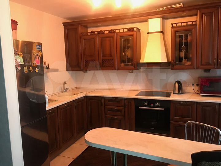 4-к. квартира, 72,4 м², 2/9 эт.