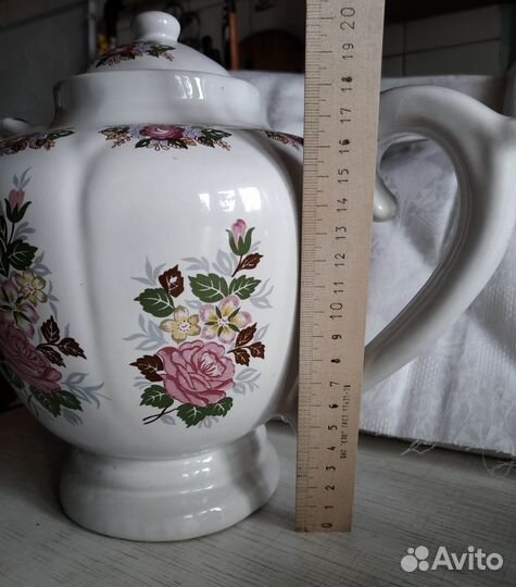 Большой заварочный чайник + молочники