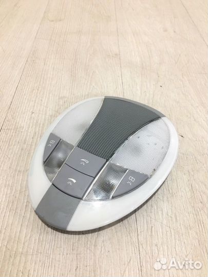 Плафон подсветки салона задний Mercedes Benz E280