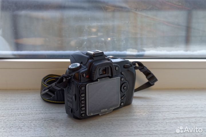 Nikon D90 забронировано