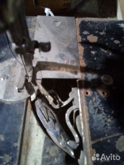 Швейная машина Singer