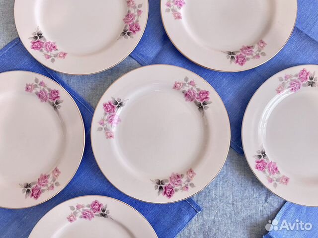 Набор тарелок
