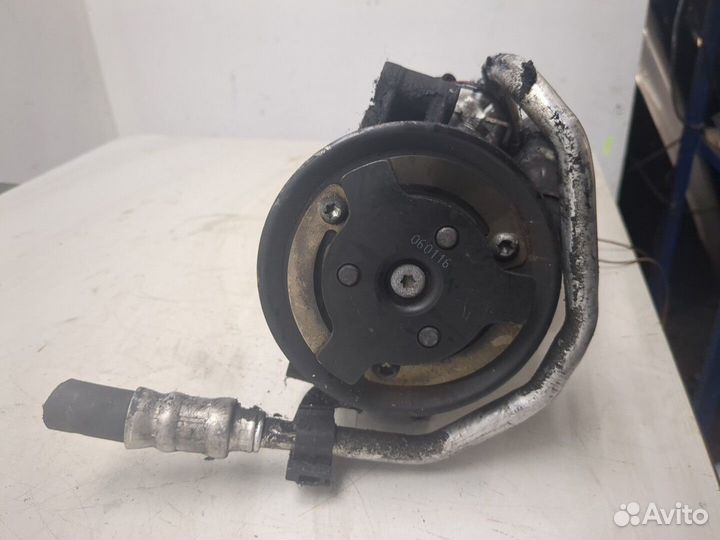 Компрессор кондиционера BMW 3 E90, E91, E92, E93