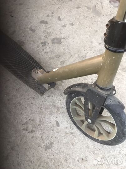 Самокат взрослый и самокат детский