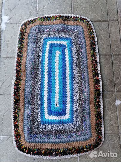 Коврик вязаный крючком