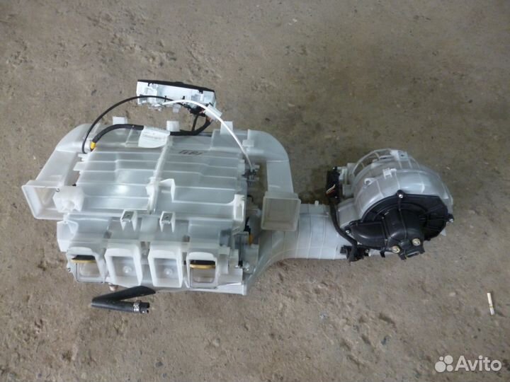 Peugeot partner tepee корпус печки