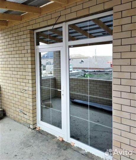 Пластиковые окна и двери новые в Геленджике