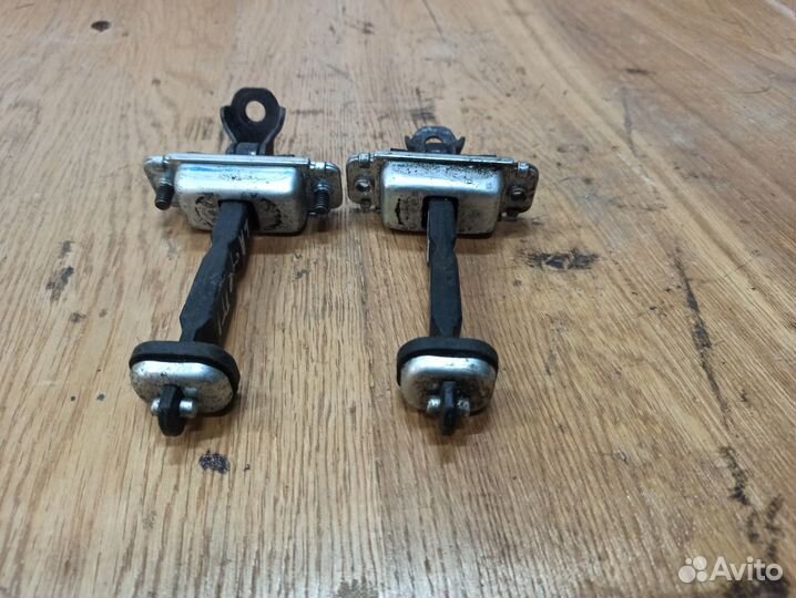 Ограничители двери Lacetti, gentra