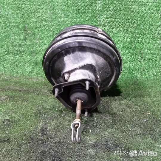 Усилитель тормозов вакуумный Opel Omega B