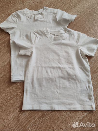 Новые белые футболки hm 80-86