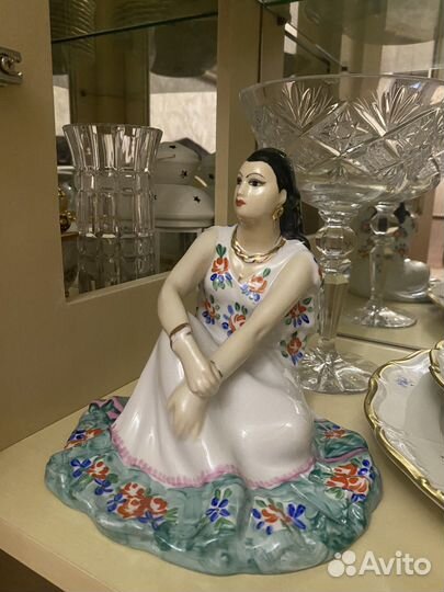 Статуэтка цыганка дулево