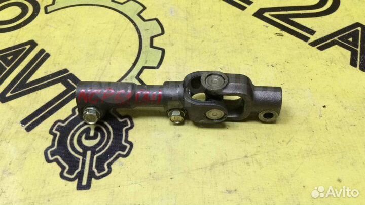 Рулевой карданчик Toyota Ist NCP61 1nzfe 09.2002
