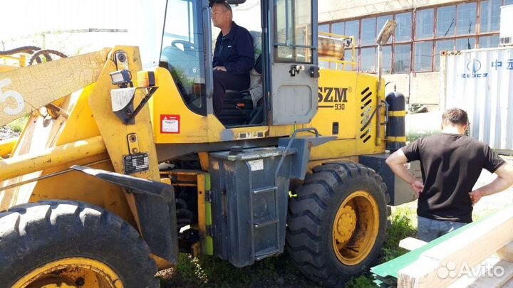 Услуги спец техники Шахман. Погрузчик