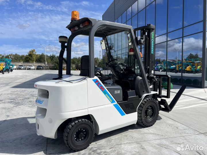 Вилочный погрузчик Unicarriers FD25T5, 2021