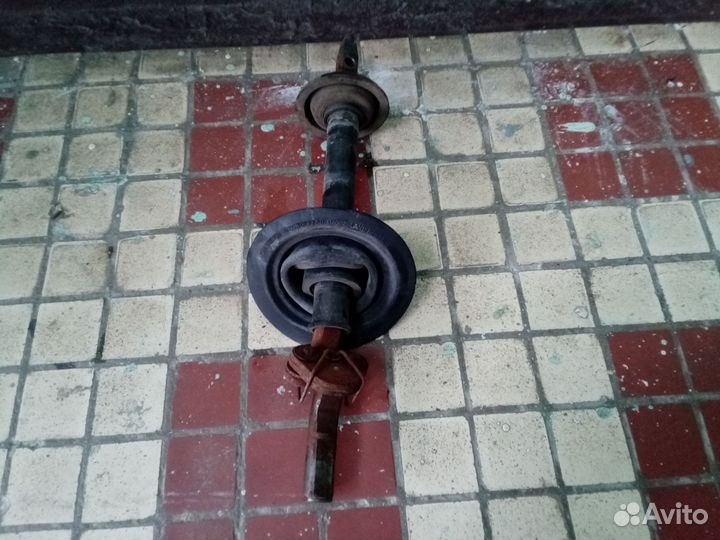 Вал рулевой верхний Land Rover Discovery 3,4