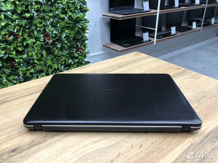 Asus 4 ядра Intel N4200/4gb/SSD 128Gb