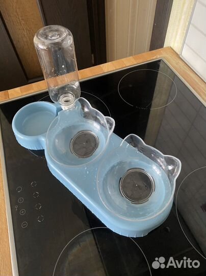 Миски и поилка для кота