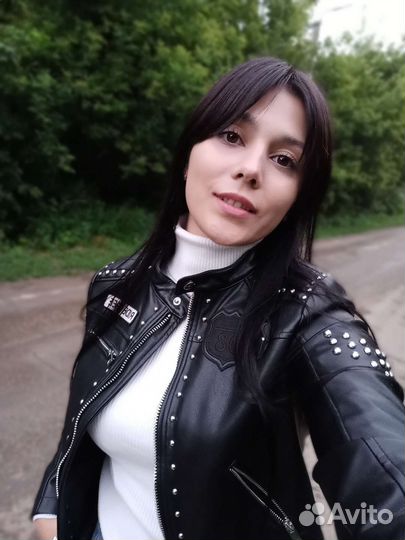 Модель Фотомодель