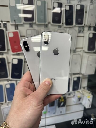 iPhone X, 64 ГБ