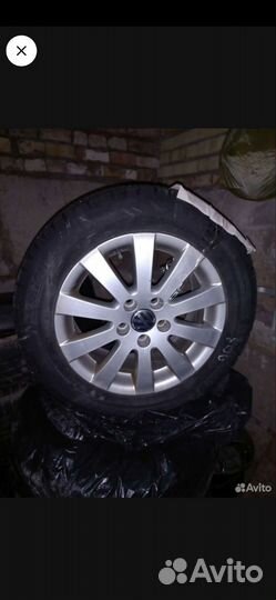 Bridgestone Ice Cruiser 5000 215/55 R16