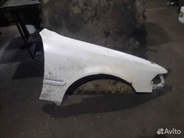 Крыло тойота марк 2 переднее правое 100 козов