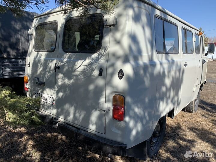 УАЗ 2206 микроавтобус, 2012