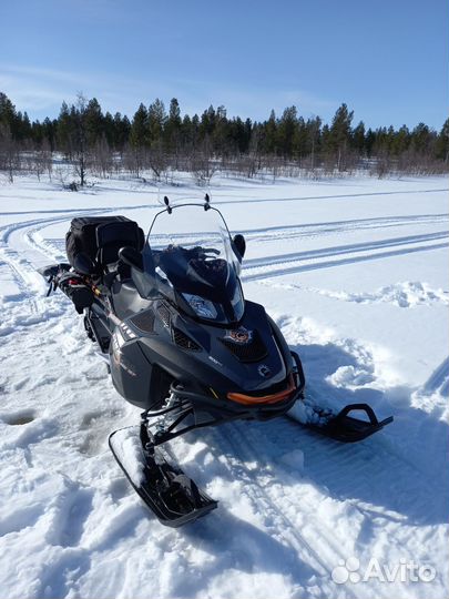 Продам снегоход