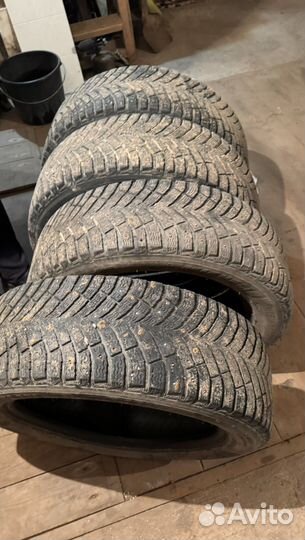 Michelin X-Ice North 4 SUV 225/55 R19 103T
