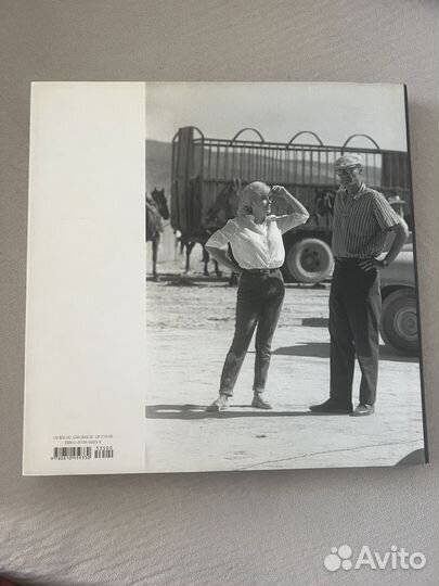 Книга Мэрилин Монро Арнольд Ив