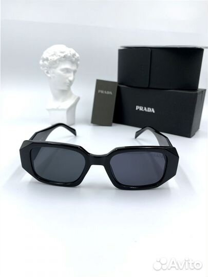 Солнцезащитные очки Prada черные (820)