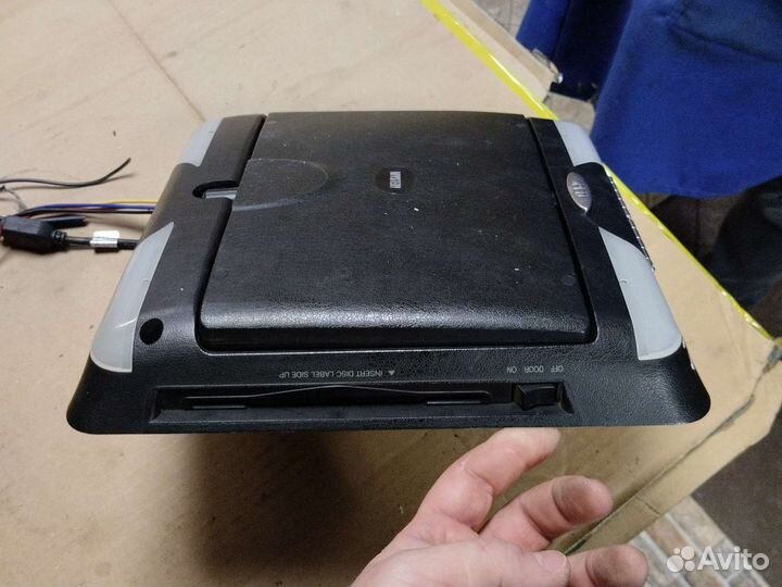 Автомобильный потолочный DVD TV