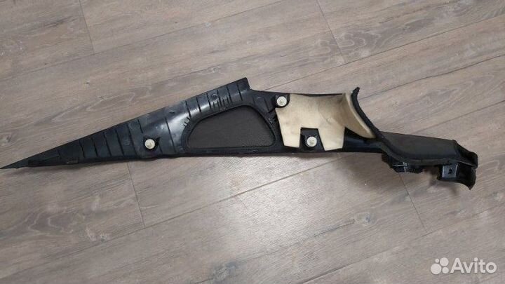 Обшивка стойки задняя правая Bmw X6M E71 S63B44A